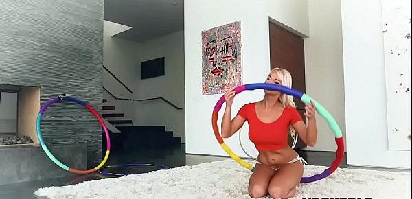  Booty hula hoop babe London River got assfucked